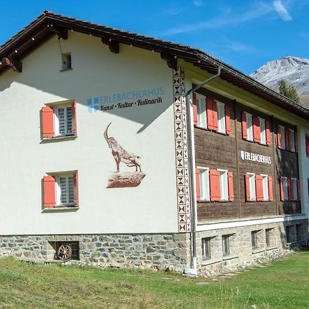 Erlebacherhus Lenzerheide Buitenkant foto