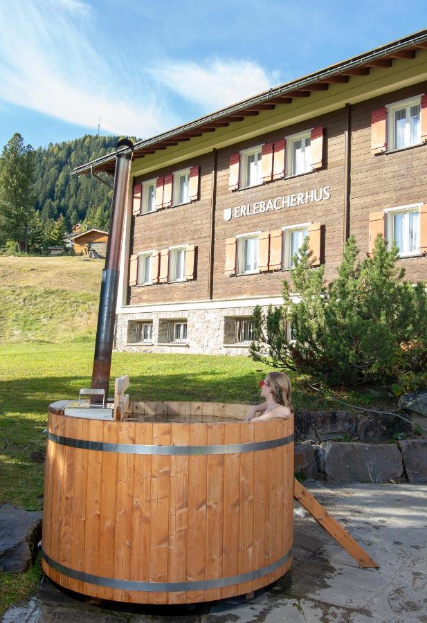 Erlebacherhus Lenzerheide Buitenkant foto