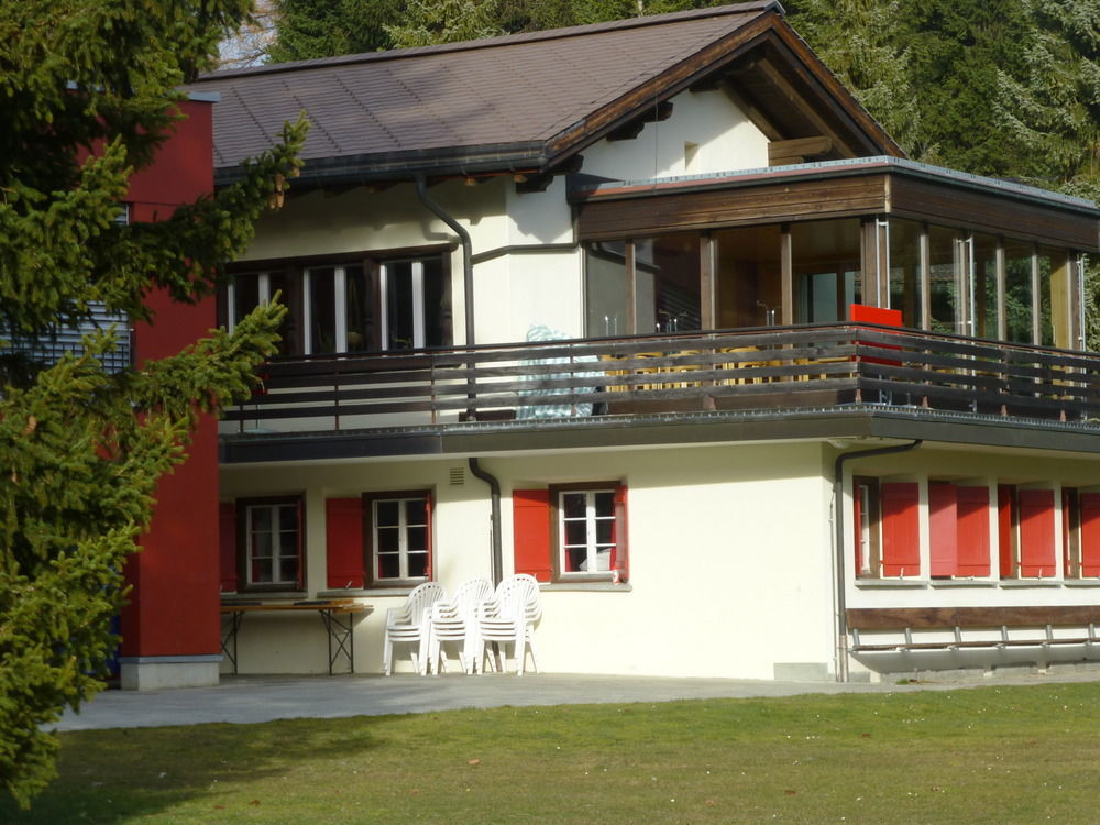 Erlebacherhus Lenzerheide Buitenkant foto